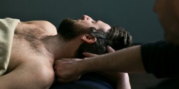 Neck Pain Massage Therapy @ Bodyworks DW